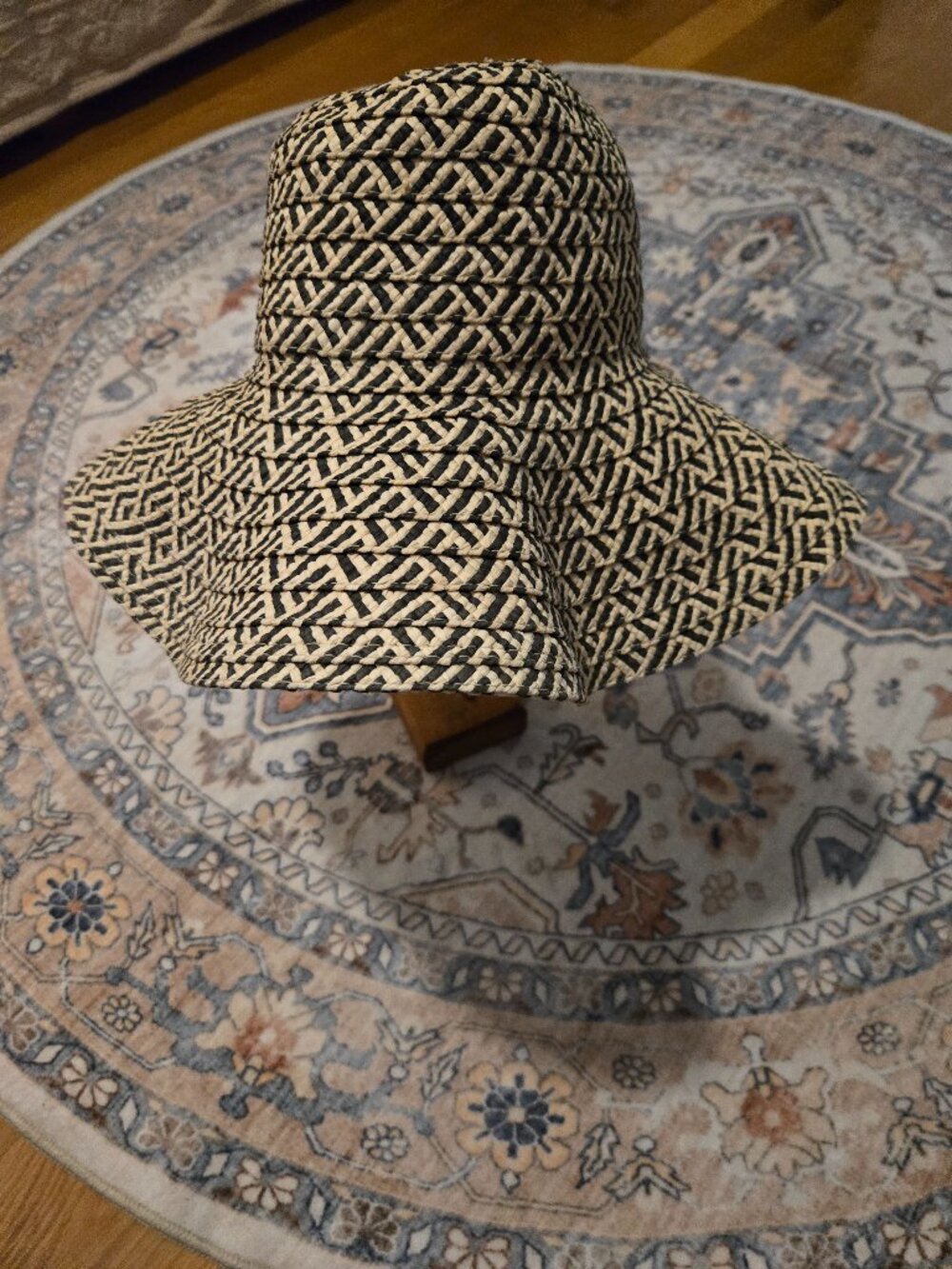 GAP Black and Tan Geometric Woven Paper Straw Sun Hat Size S/M